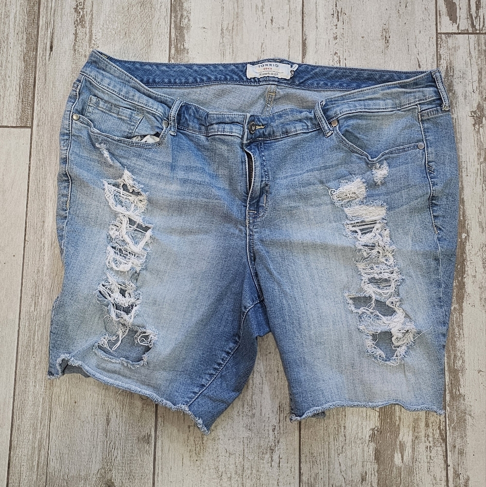 Torrid Light Blue Ripped Jean Bermuda Shorts 24